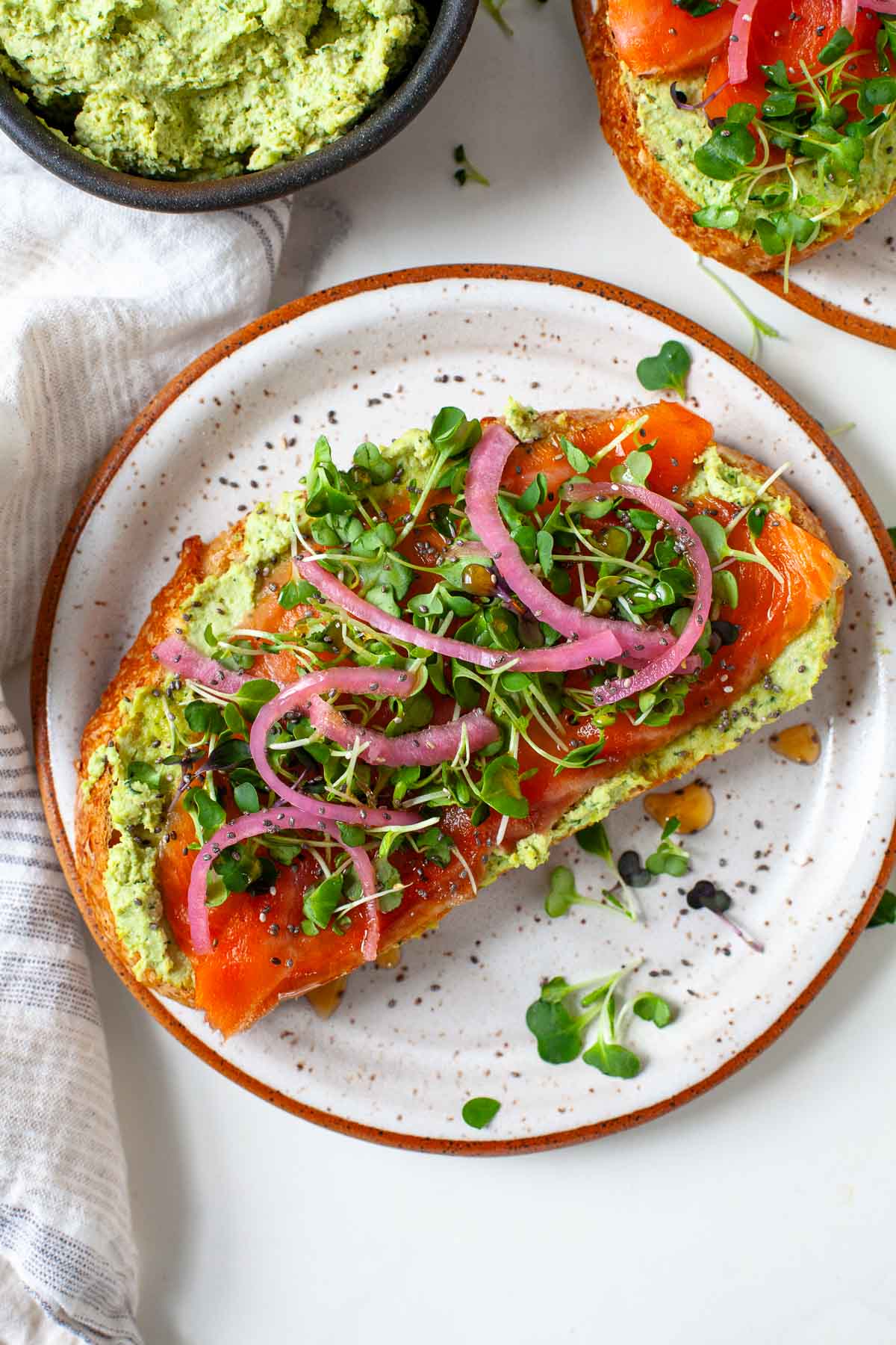 smoked-salmon-toast-with-smashed-edamame-5-2.jpg
