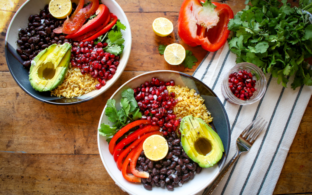 black-beans-and-rice-bowl-2-1024x640-2.png