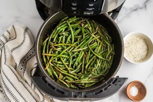 frozen-green-beans-air-fryer-social1-1.jpg